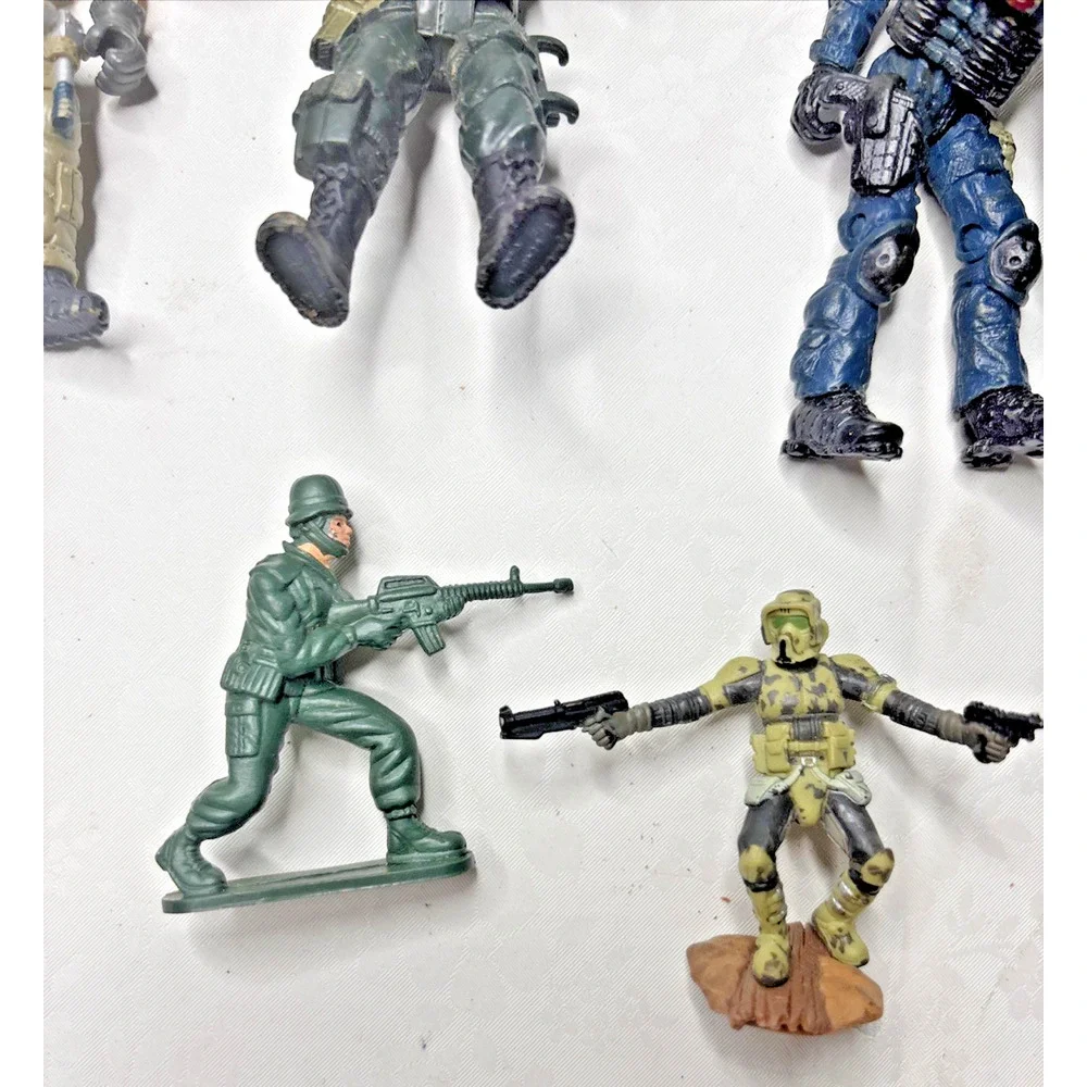 Military Action Figures Lot of 7 GI Joe Style Army Toys - Picture 4 of 5